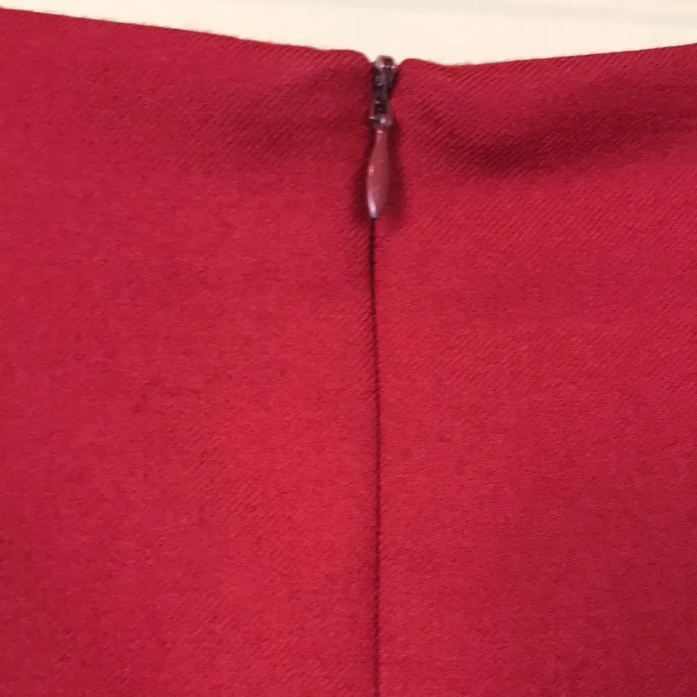 Collectible Gold by Giorgio Sant’Angelo Women’s Pure Wool Red Pencil Skirt Size 6 - Image 6