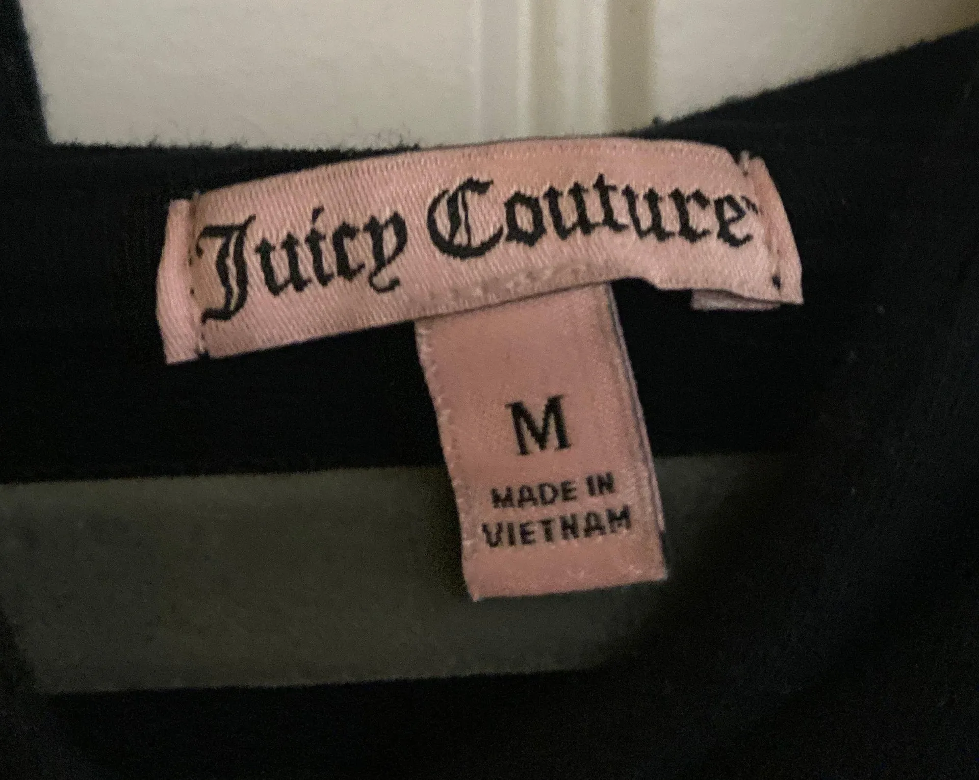 Black Cropped Hoodie - Image 3