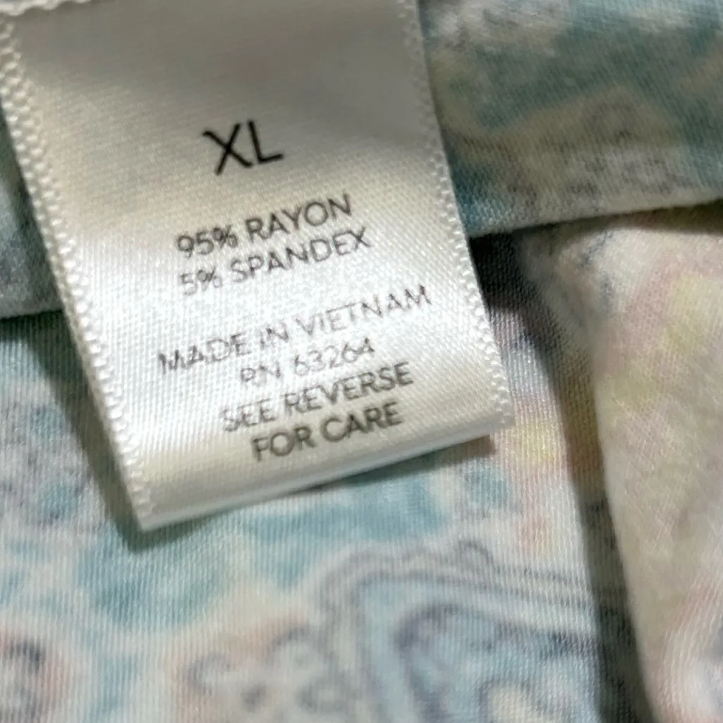 Multicolor Floral Damask Patterned Women Top - Image 5