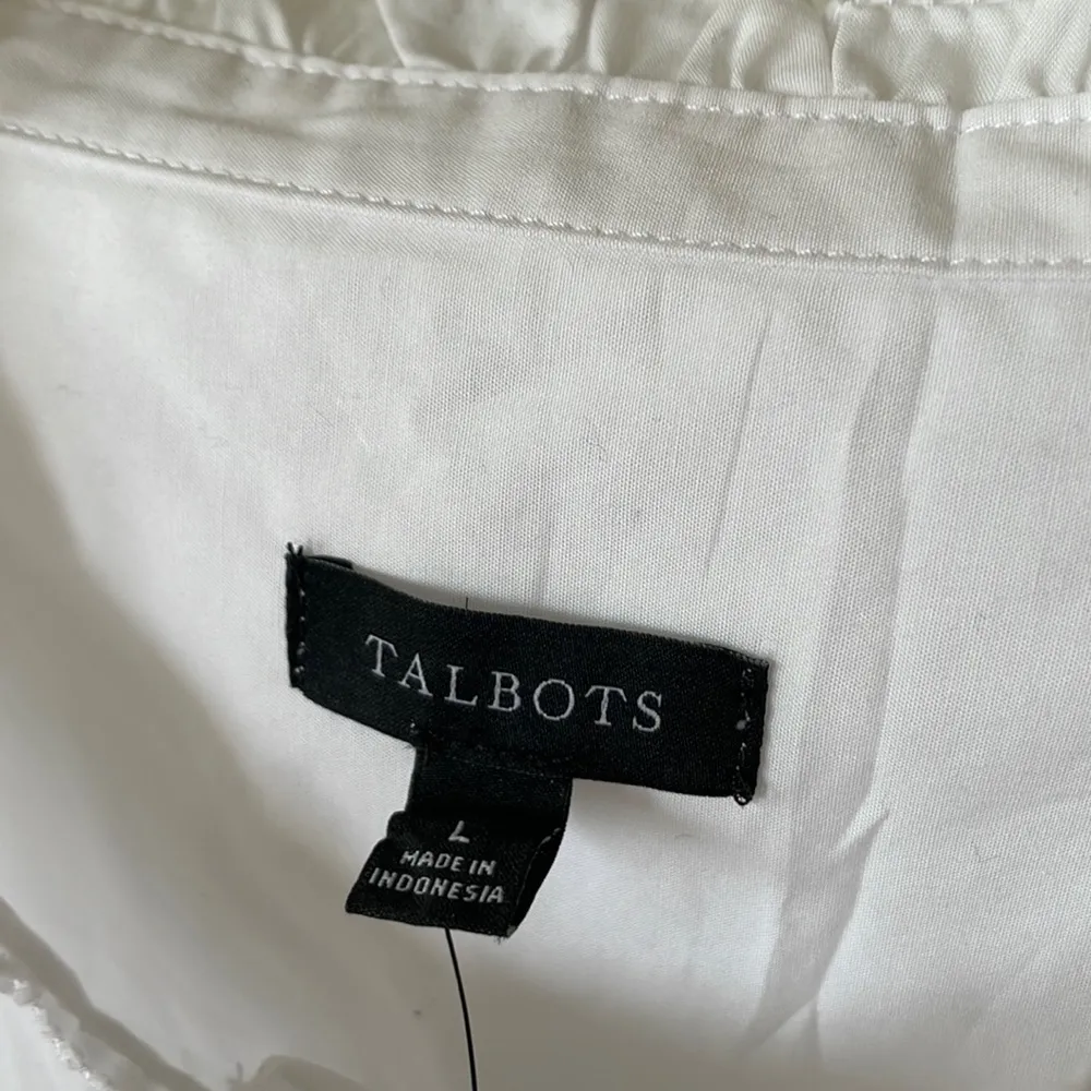 NWT $79 Talbots white pearl button ruffle poplin shirt - Image 5