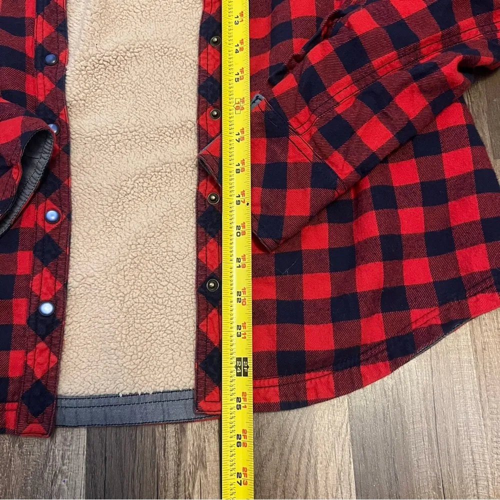 Fleece lined flannel jacket size medium Red - Image 3