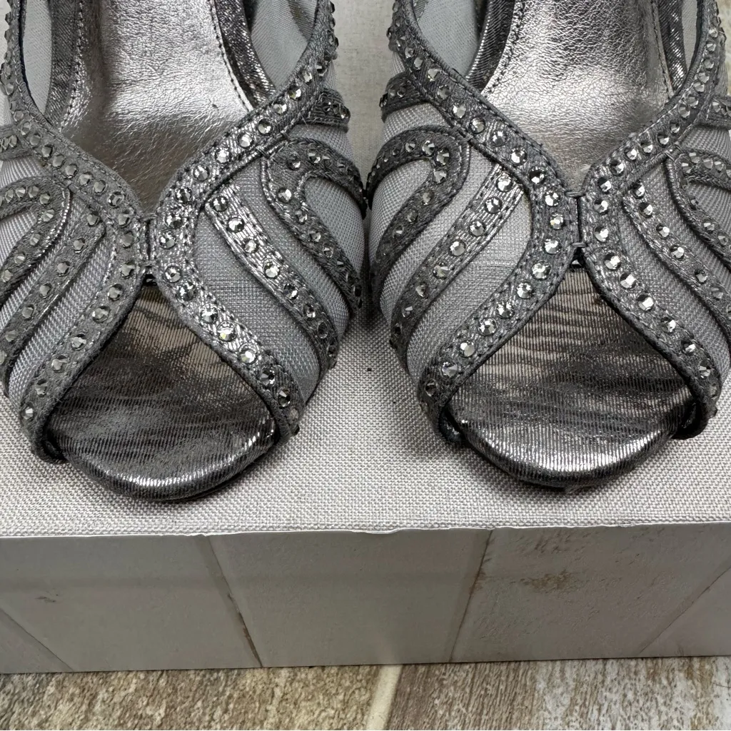 Adrianna‎ Papell Fiji Dress Shoes Silver Crystal Mesh Sz 7.5 Heels Formal - Image 11