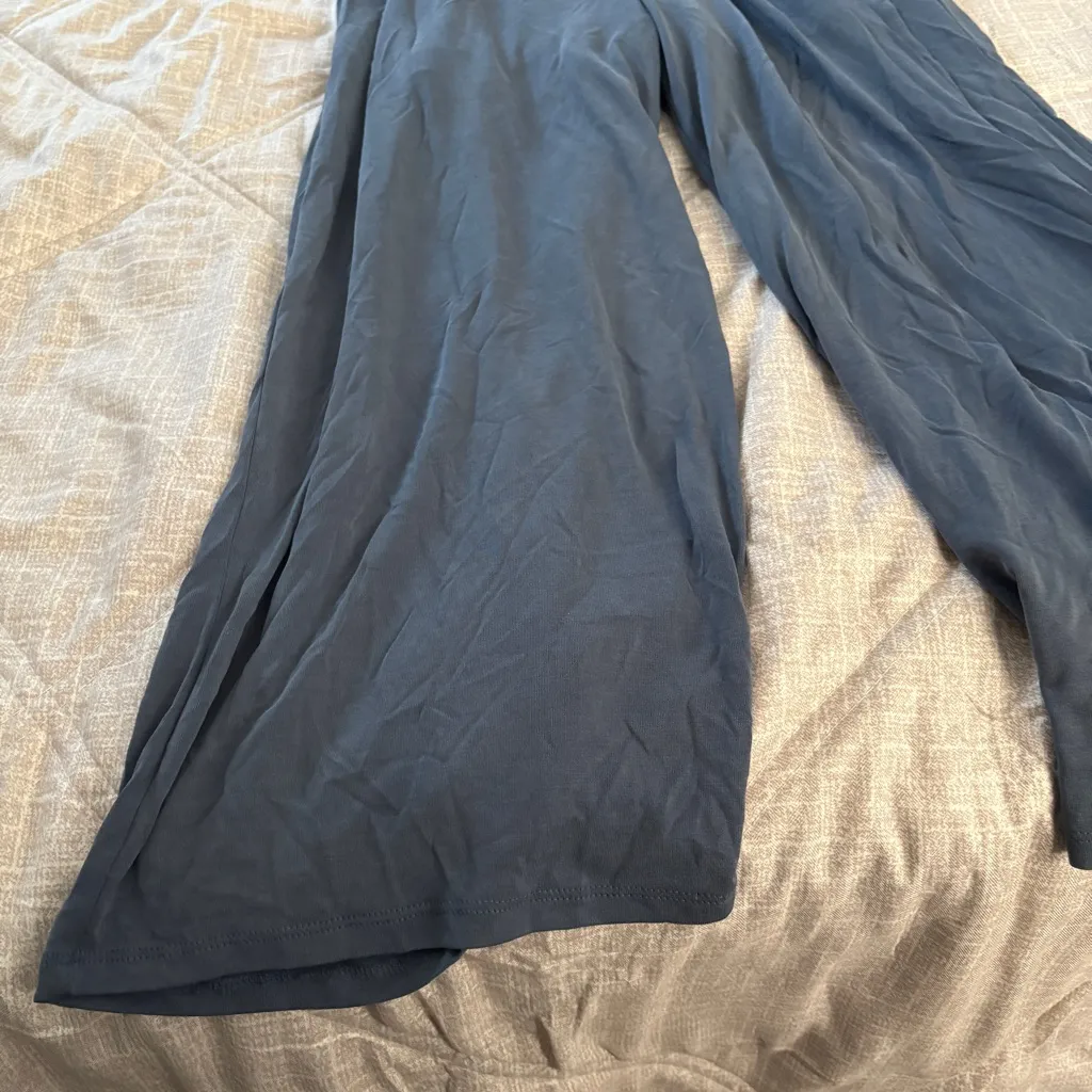 Sienna Sky Women’s L Blue Romper Spaghetti Strap Wide Crop Leg V-Neck Tie Wrap - Image 2