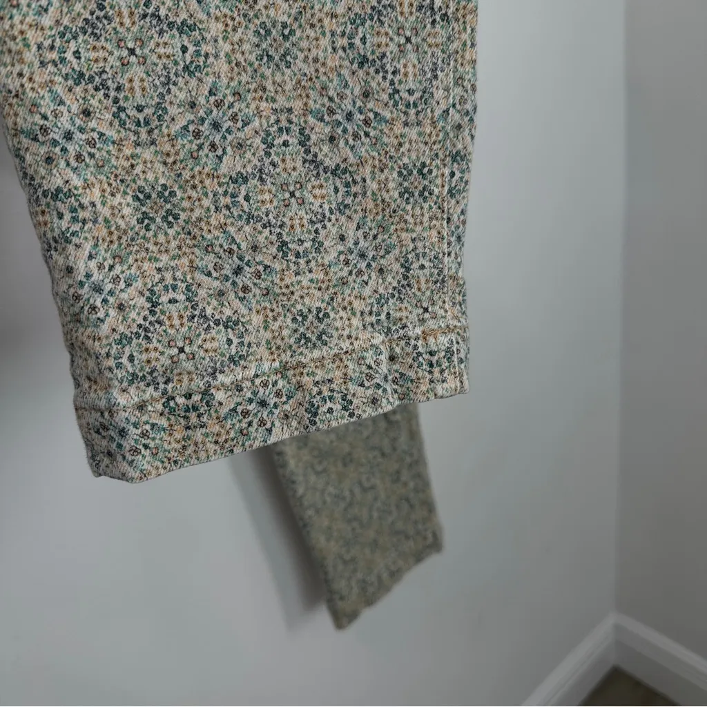 Anthropologie Pilcro Ultra High Rise Slim Utility Jeans Neutral Floral Size 32 - Image 6