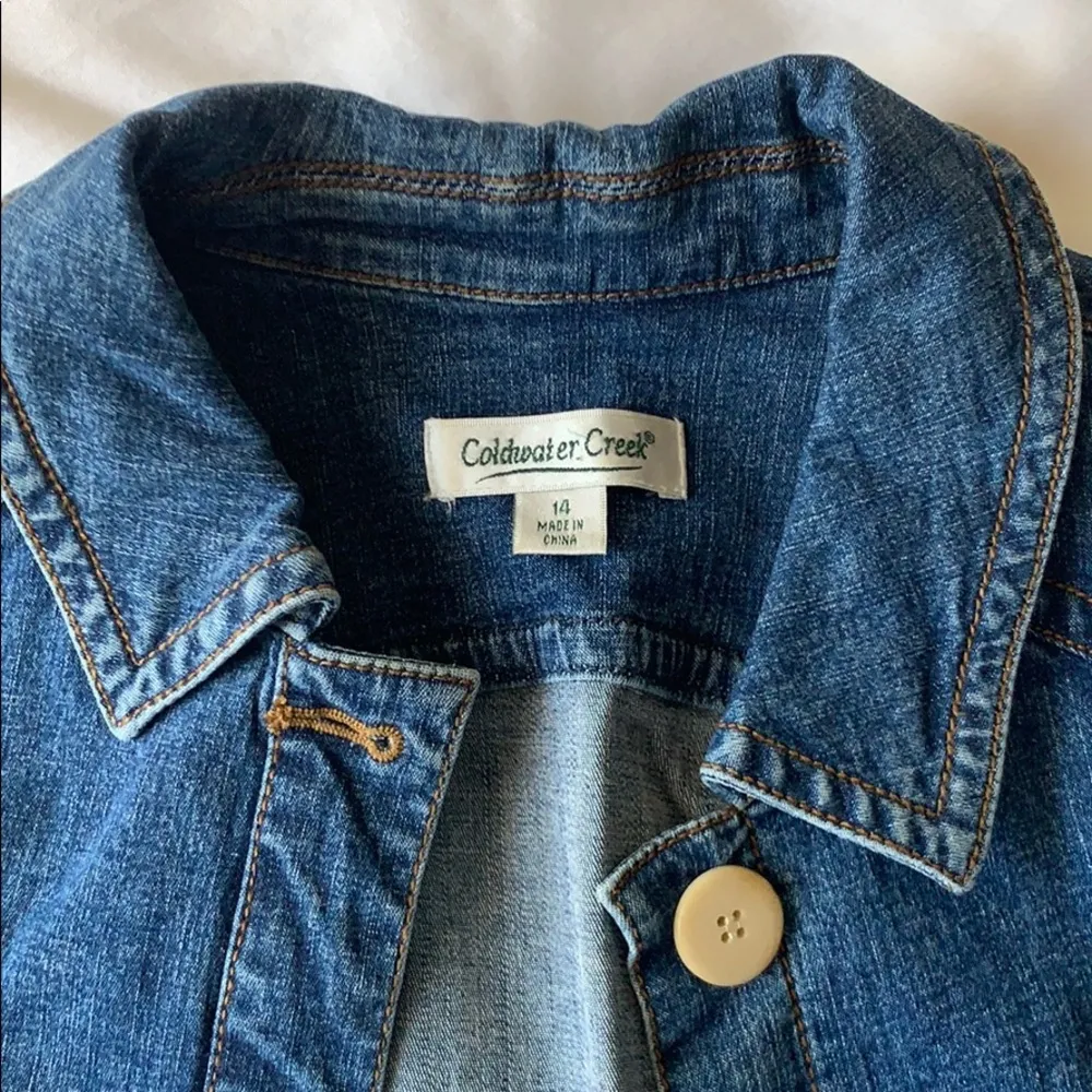 Coldwater Creek jean jacket - Image 4