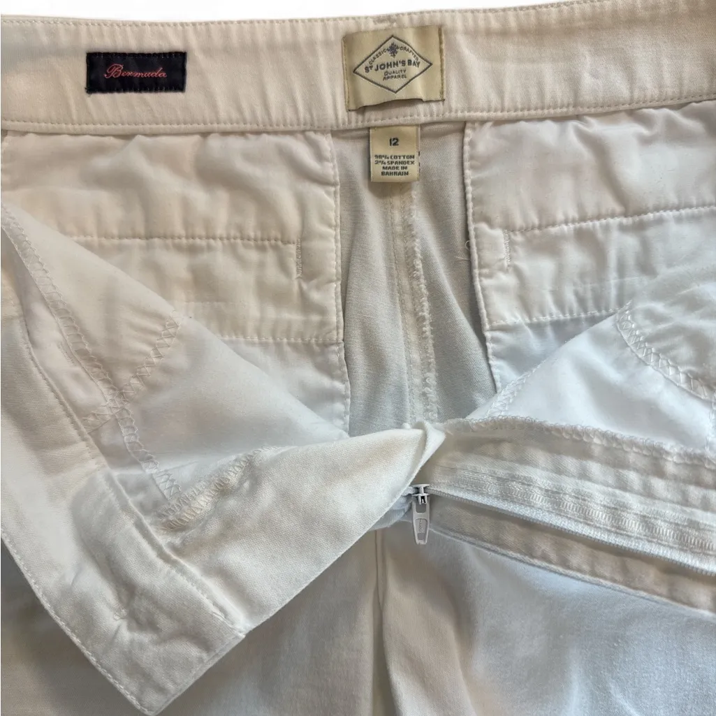 St. John White Cotton‎ Shorts - Image 3