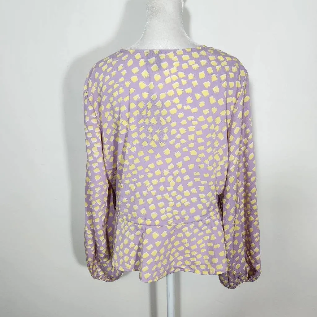 Vero Moda Purple Yellow Print Blouse NWT Size XL Petite Light Purple V-Neck Top - Image 6