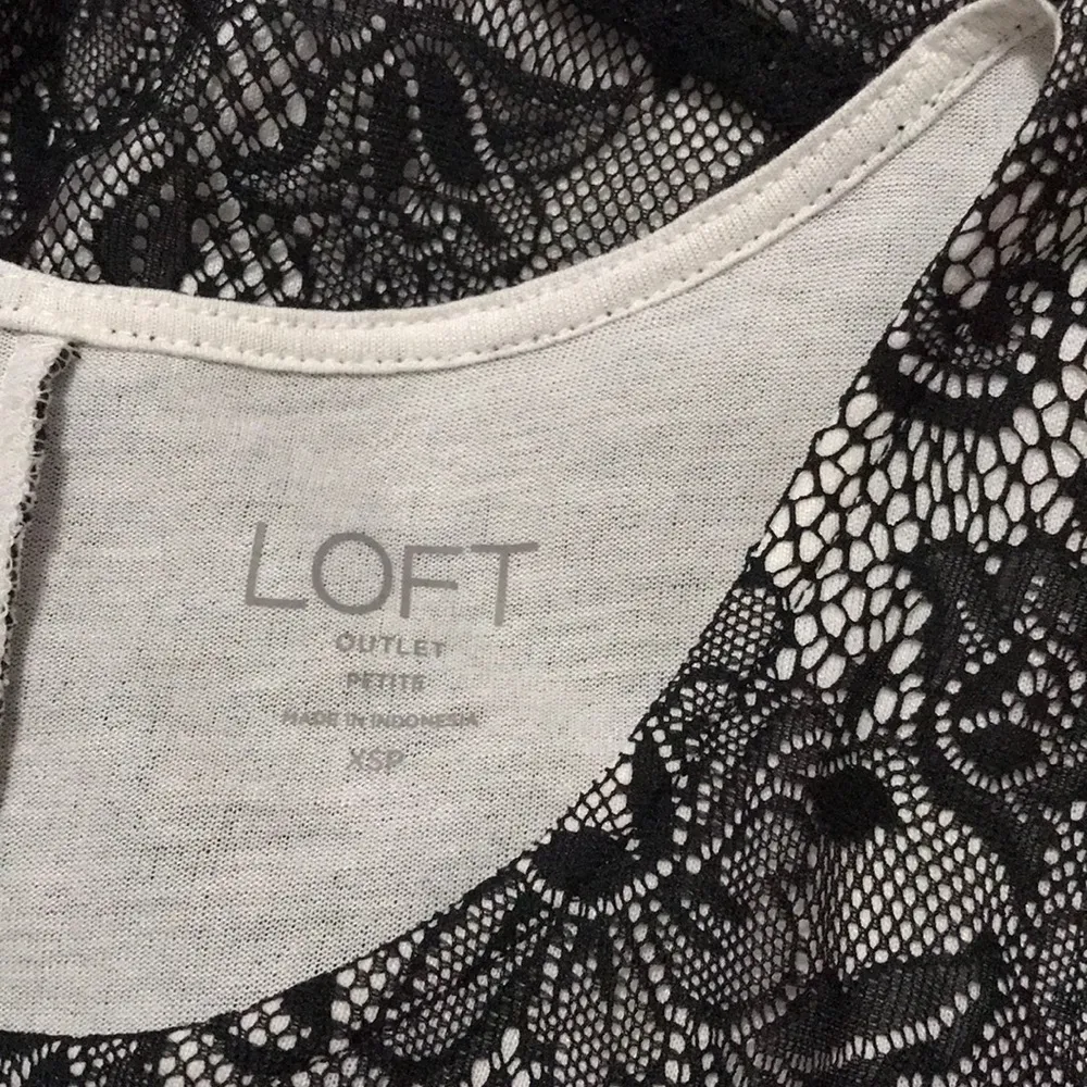 LOFT black floral lace overlay tank top - Image 4