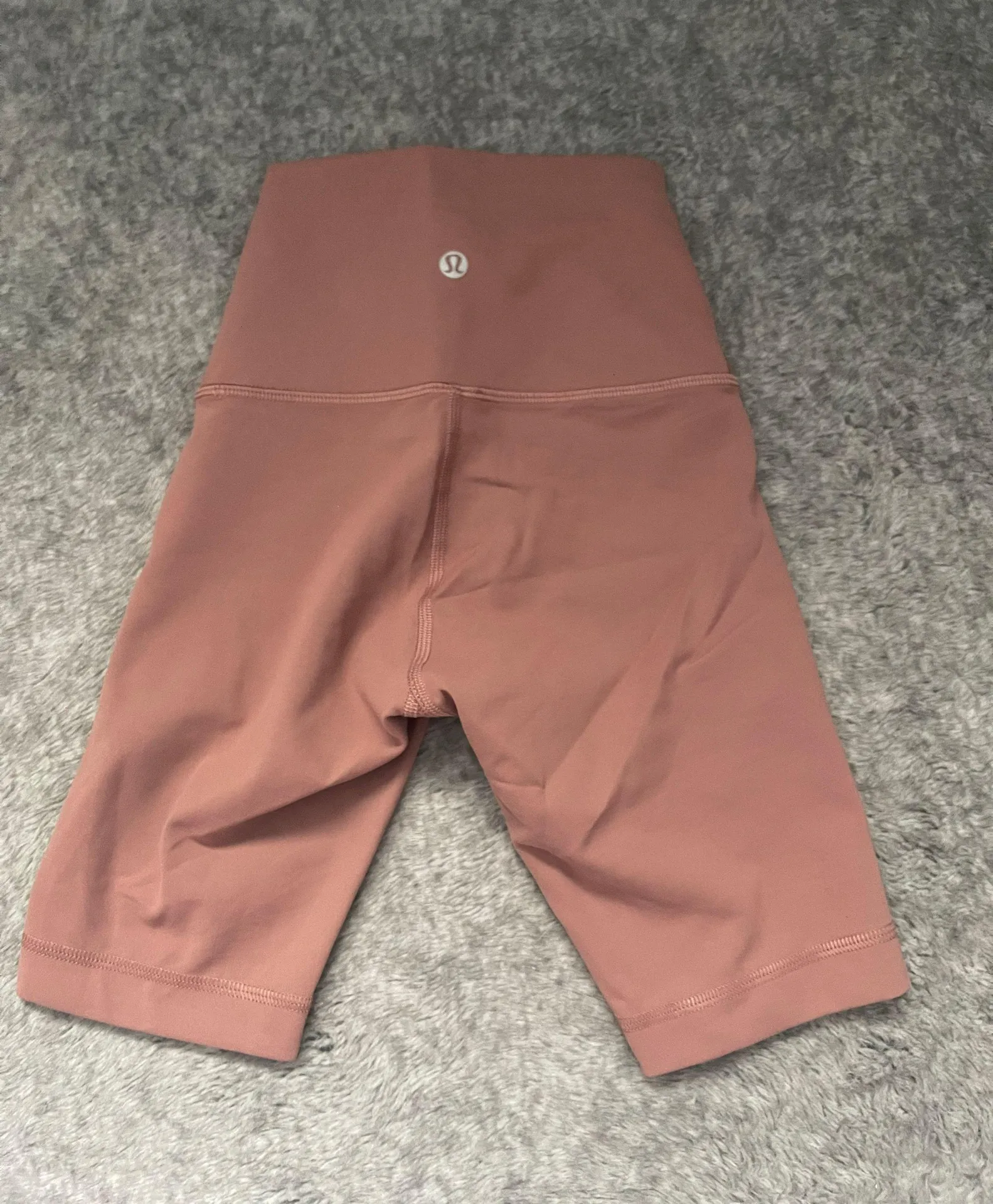 Wunder Train High Rise Short 8" - Image 3