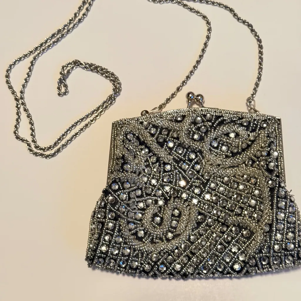 Vintage ZOE ADAMS Silver Beaded Evening Bag - Image 5