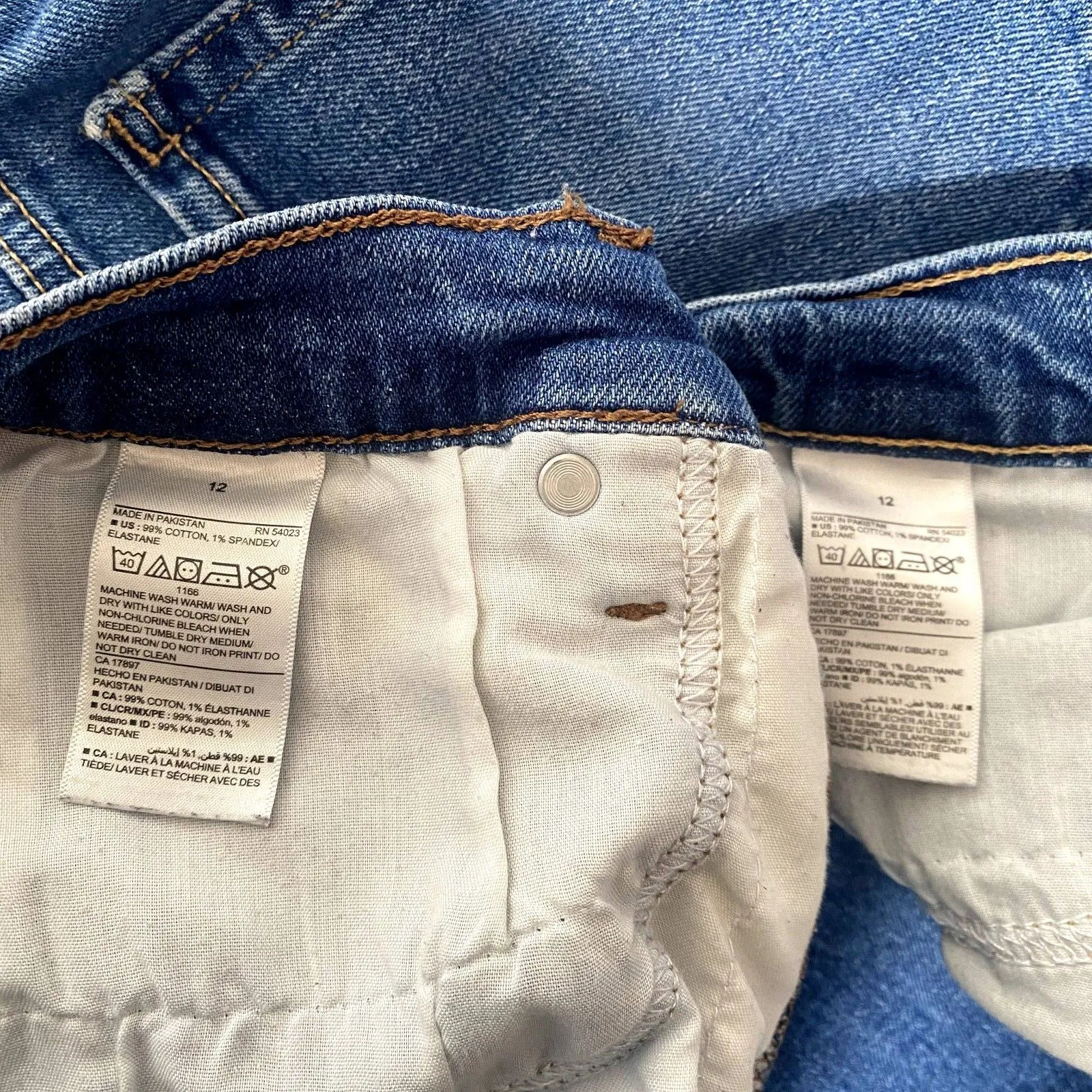Old Navy Lot of 2 Sky Hi Straight Leg Jeans‎ Medium Wash Denim Classic Size 12 - Image 12