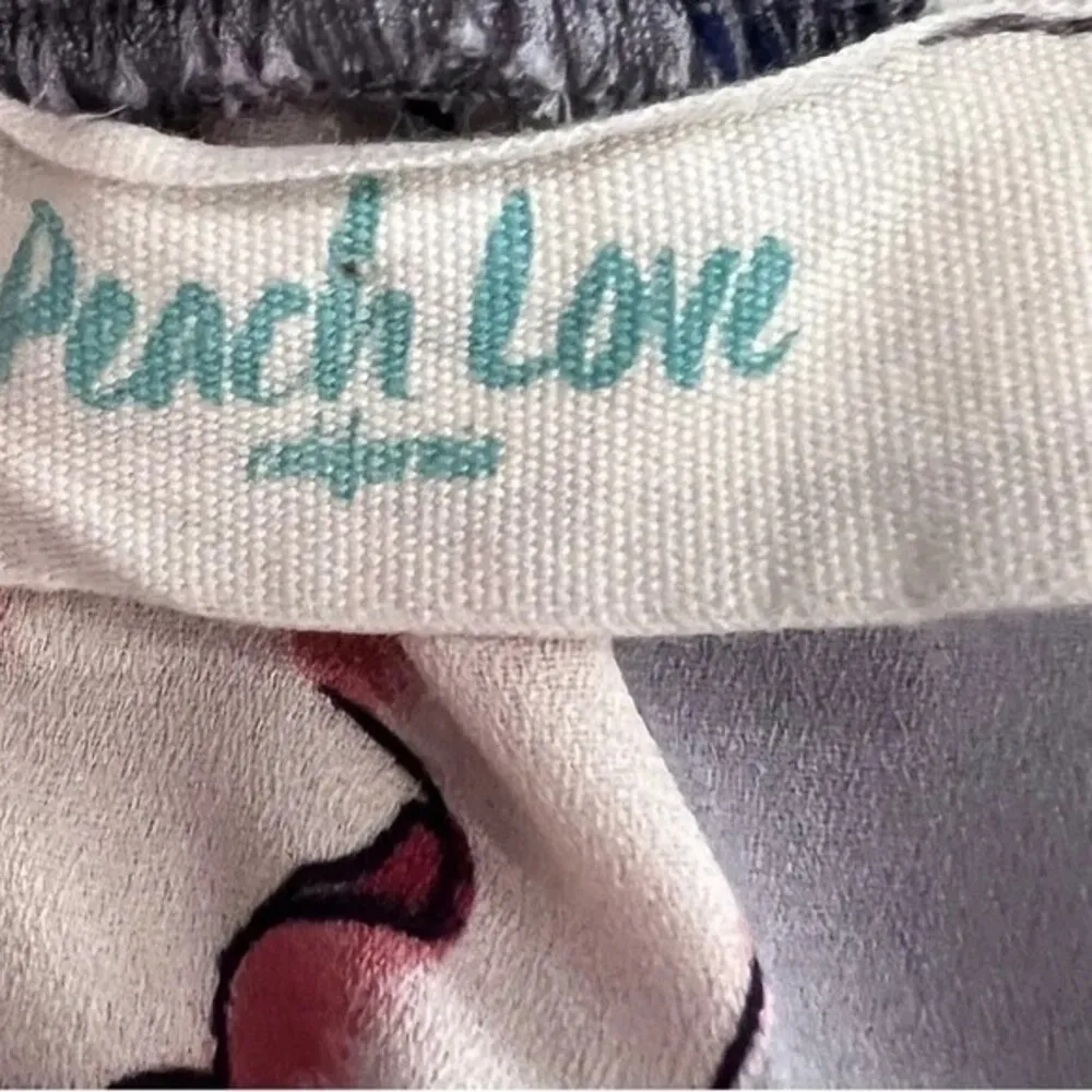 Peach Love California off shoulder gray floral top size small - Image 5