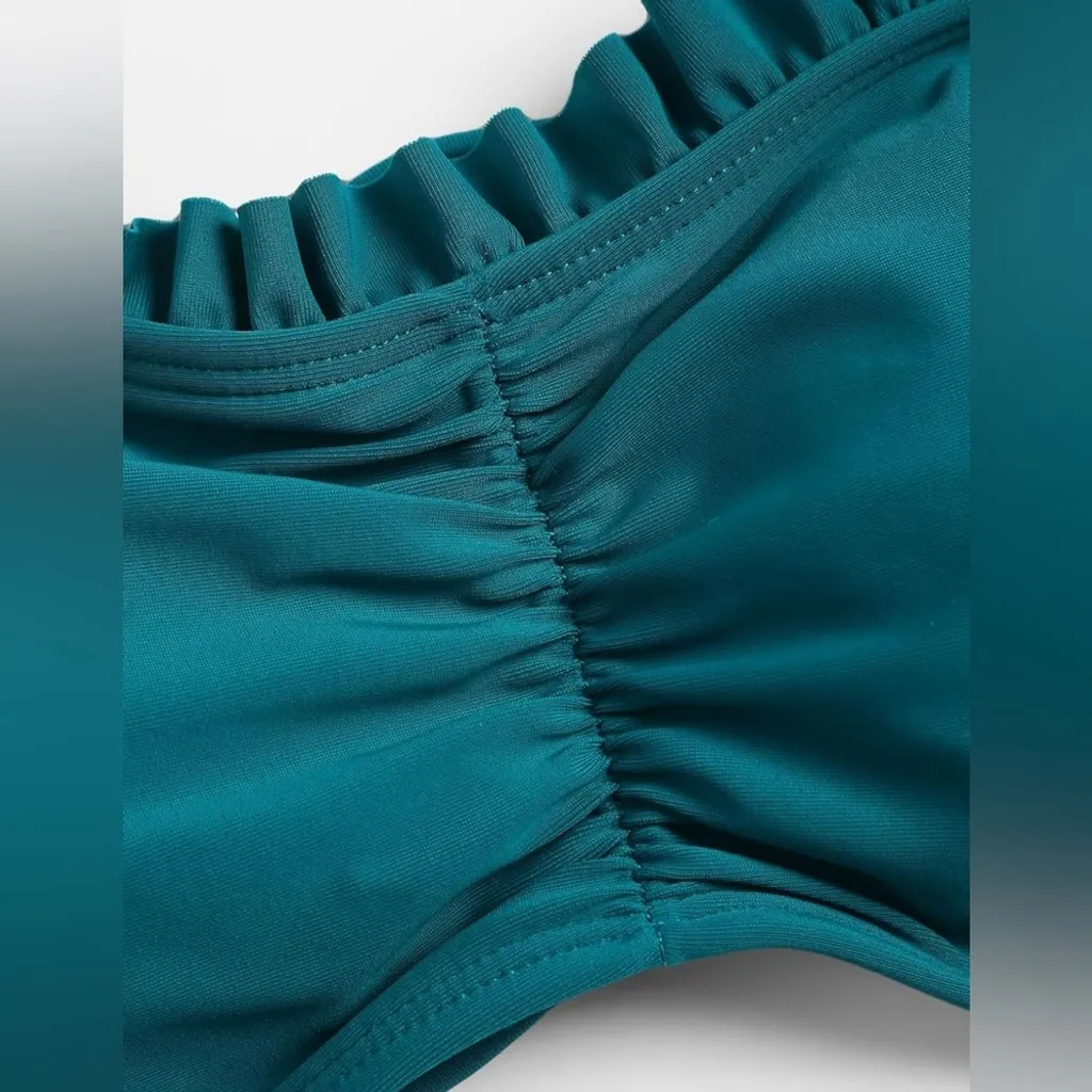 NEW Strapless Bandeau Swimsuit 2 Pc Cheeky High Cut Bathing Suit M - Image 8