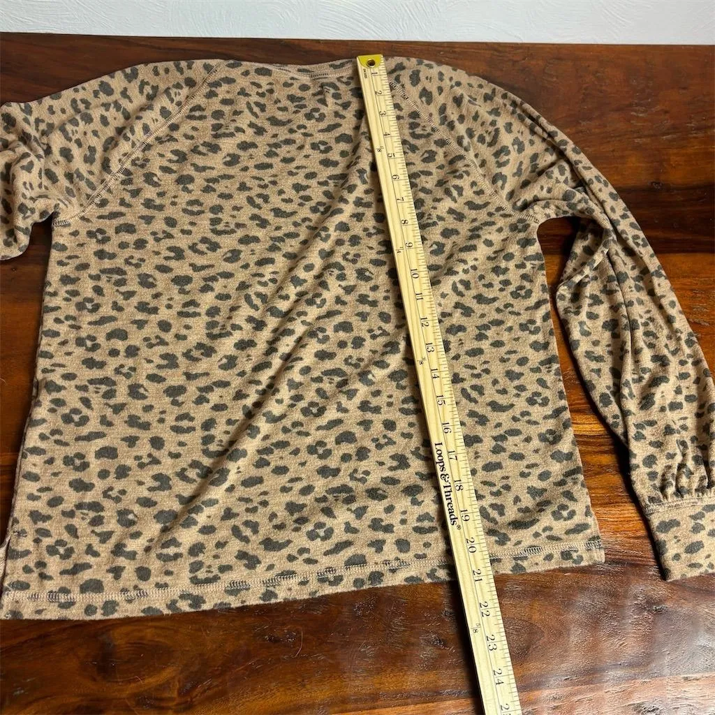 Abercrombie & Fitch Women's Brown Animal Print Long Sleeve Top S - Image 6