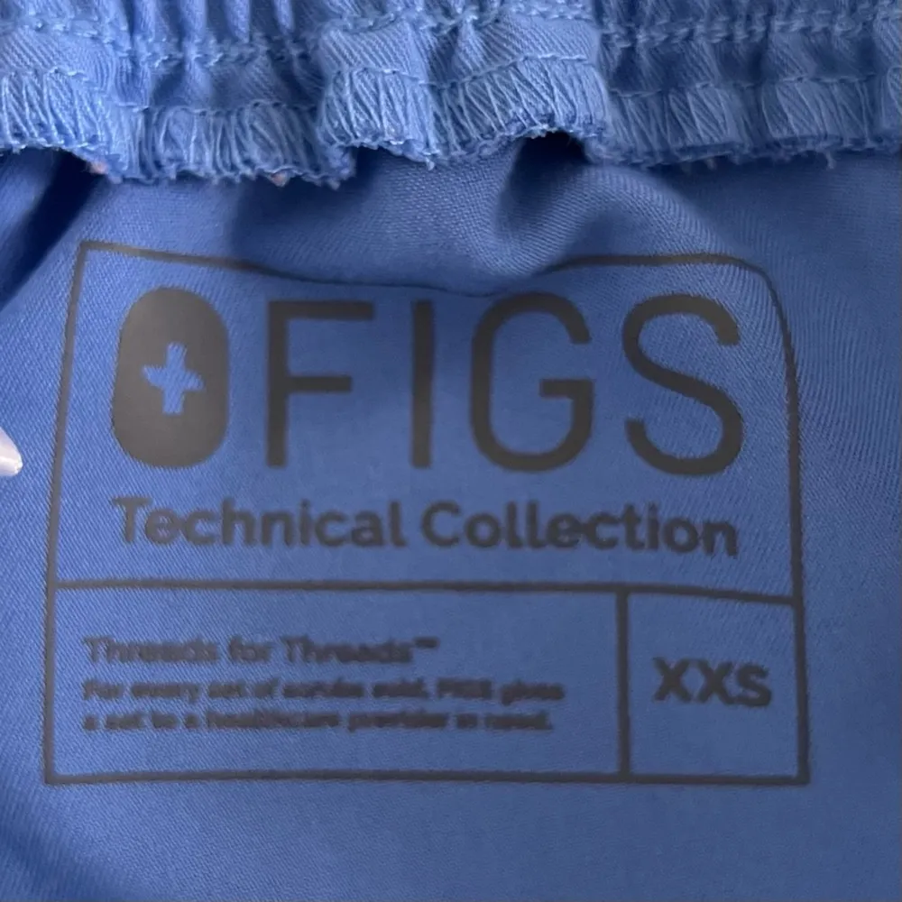 Figs Yola FIONx Ciel Blue Skinny Scrub Pants - Image 7