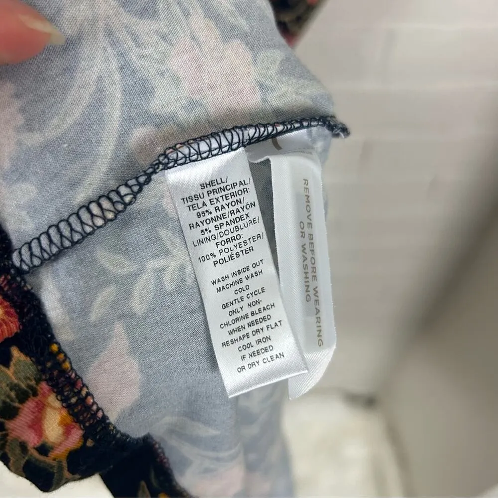 LOFT Dark Floral Relaxed Faux Wrap Dress Size 6 - Image 8