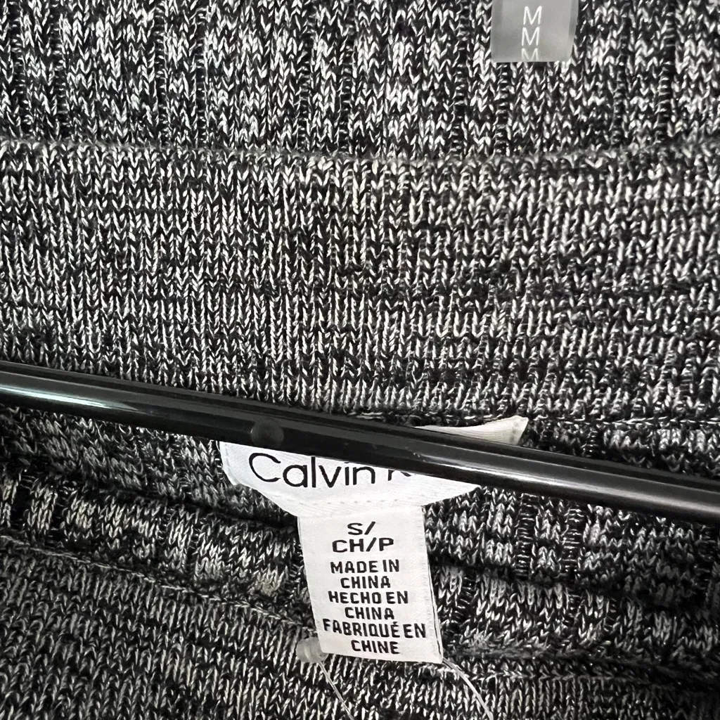 Calvin Klein  Charcoal Knit Top - Image 6