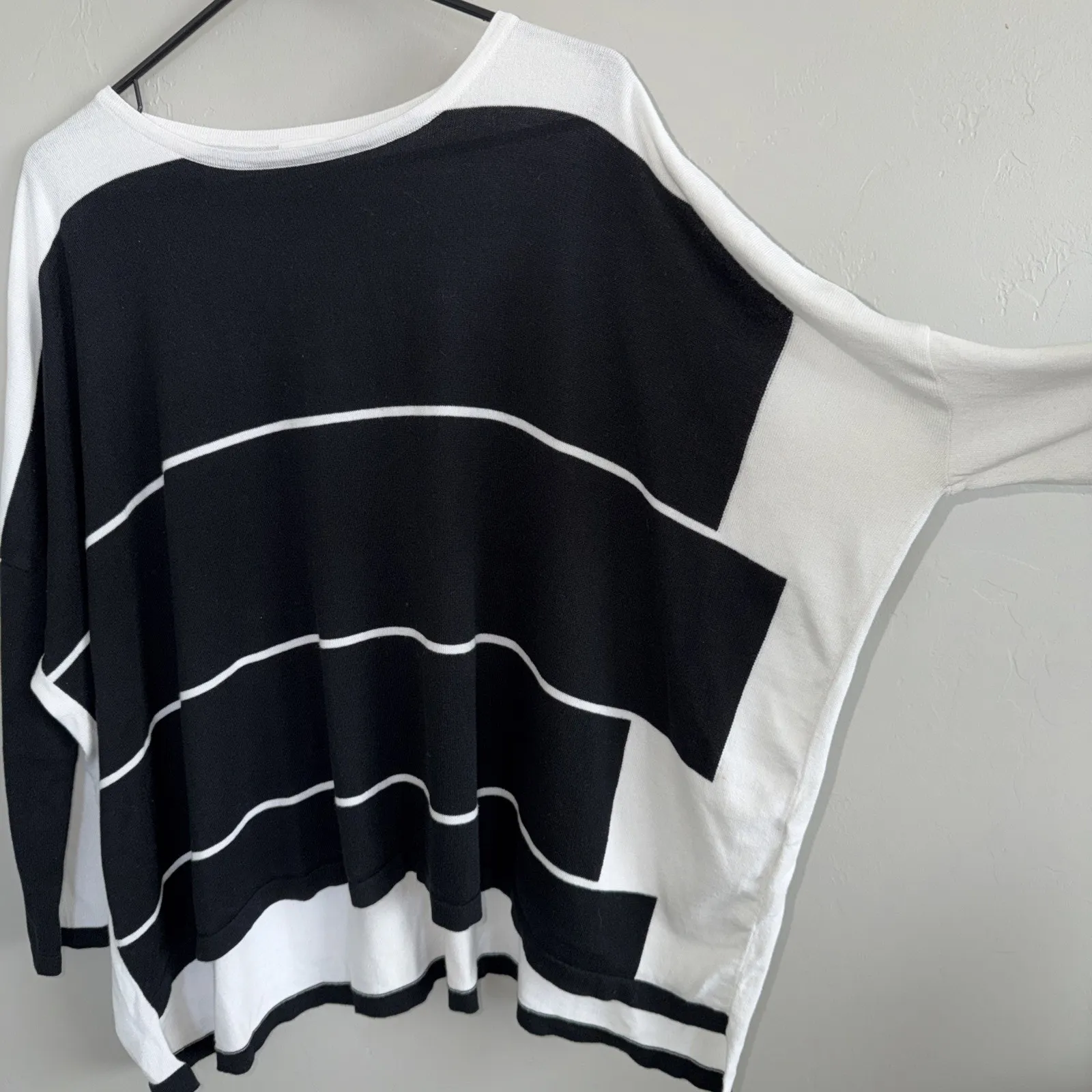 PLANET by Lauren G OSFA Black While Striped Mod Crewneck Sweater Pima Cottton White Size undefined - Image 3