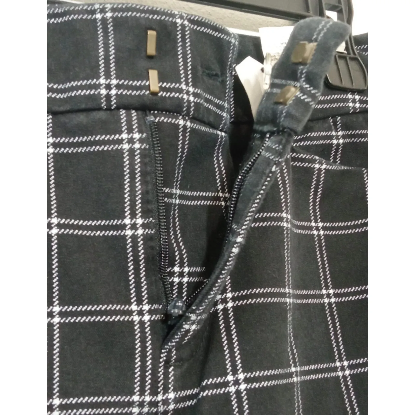 Old Navy Women's Pants Pixie High Rise Secret Slim Pockets Black Plaid Size 0 - Image 6