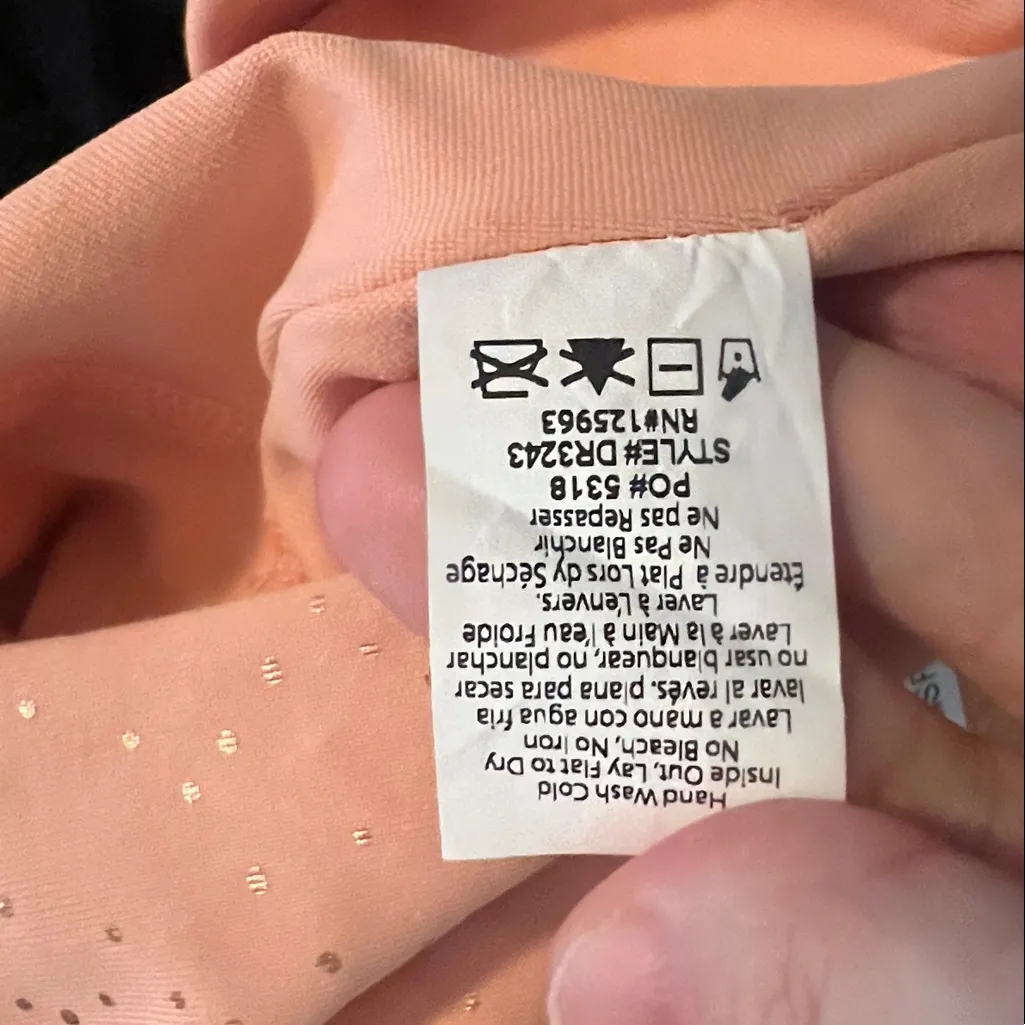 Beyond Yoga Shine Leggings Pink/Gold Print Size XS NWT - Image 9