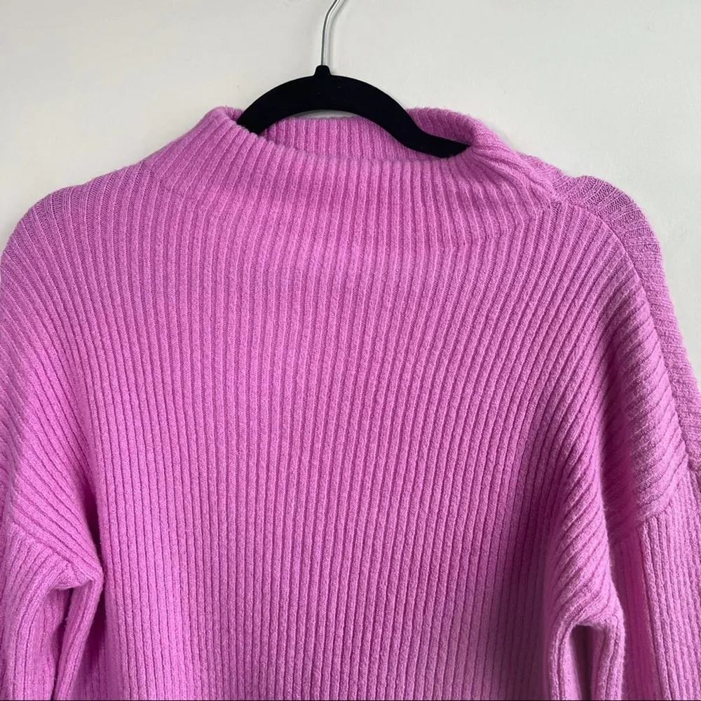 BP‎ purple funnel neck wool blend ribbed sweater size medium - Image 4