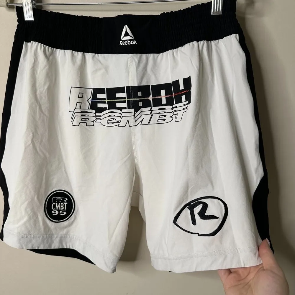 Reebok White/Black Athletic Shorts Men's Medium - Image 2