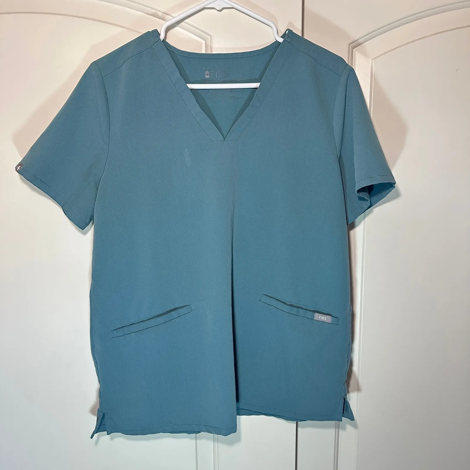 FIGS Casma Scrub Top Hydrogreen Technical‎ Collection 3 Pocket Womens Medium - Image 2