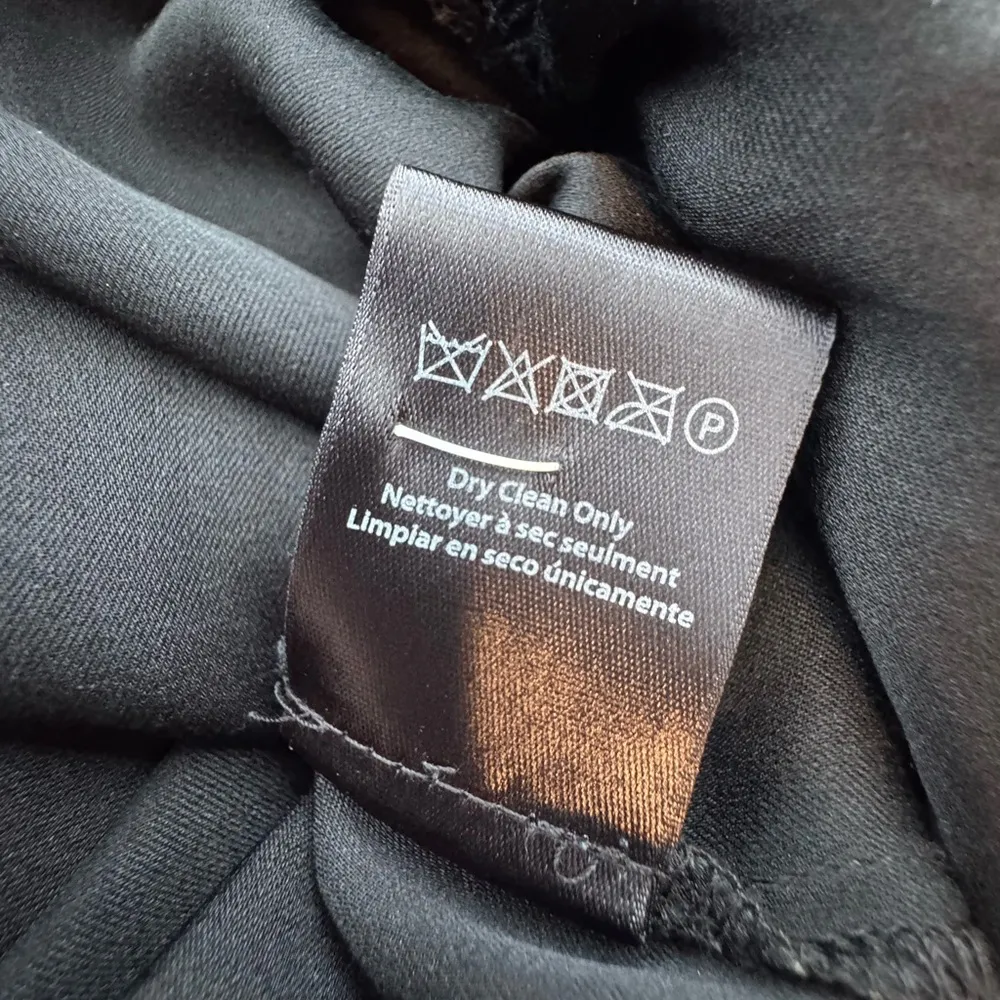 SALE 🏷️ Rachel Zoe Black Silk Dress Size 8 - Image 4