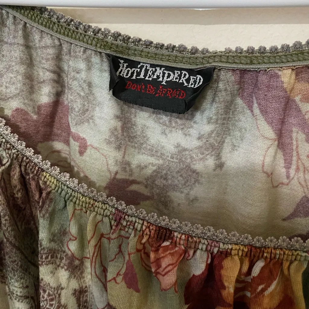 Hot Tempered Women’s Boho Vintage Y2K Floral Peasant Blouse Top Size Large Red - Image 3