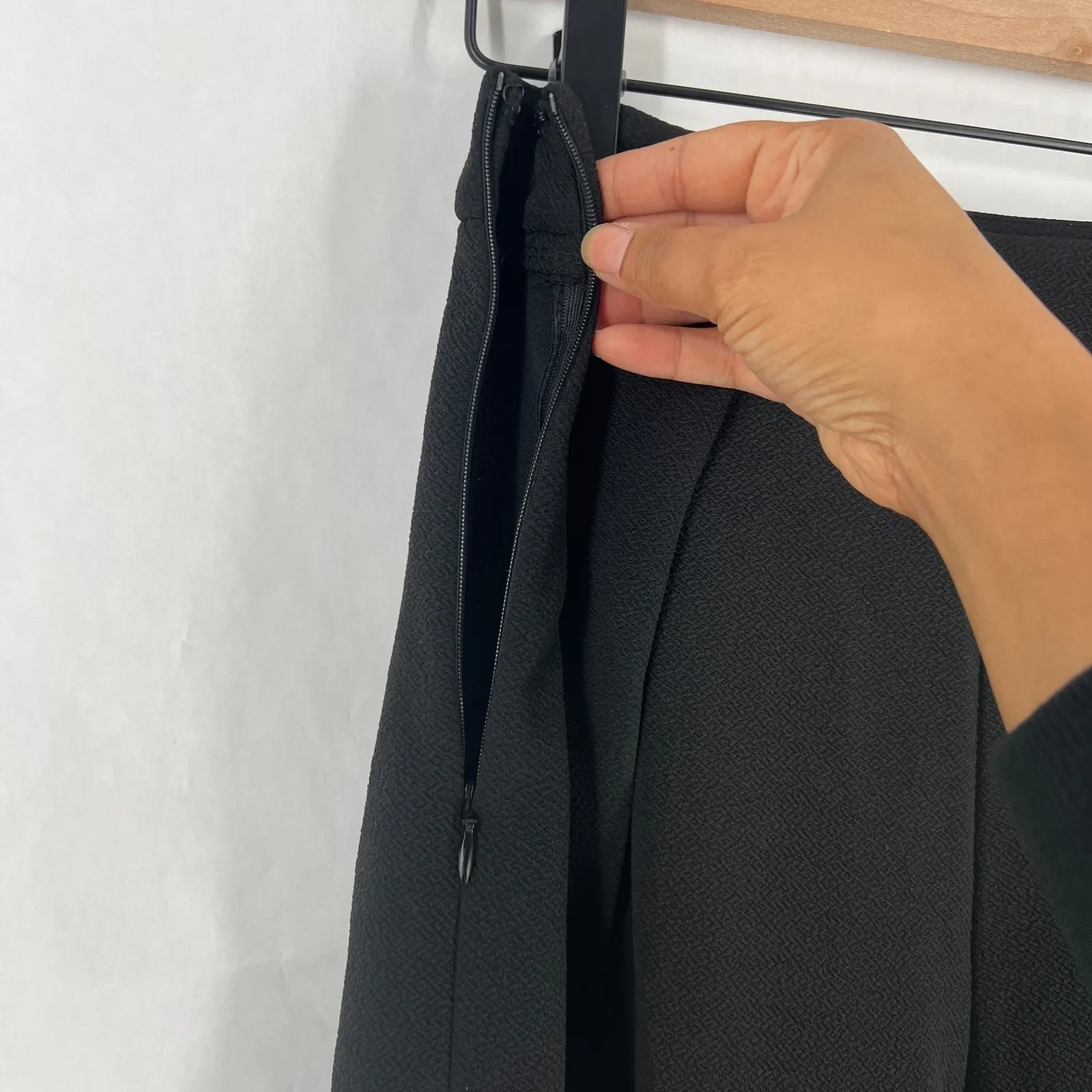 Shein Palazzo Crepe Pants Womens XS Black Pleated Side Zip High Rise Wide Leg - Image 4