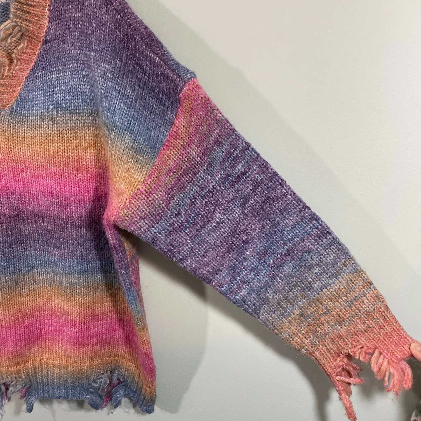 Sabrina Lauren Ombre Rainbow Stripe Raw Edge V Neck Sweater Size 3X - Image 5