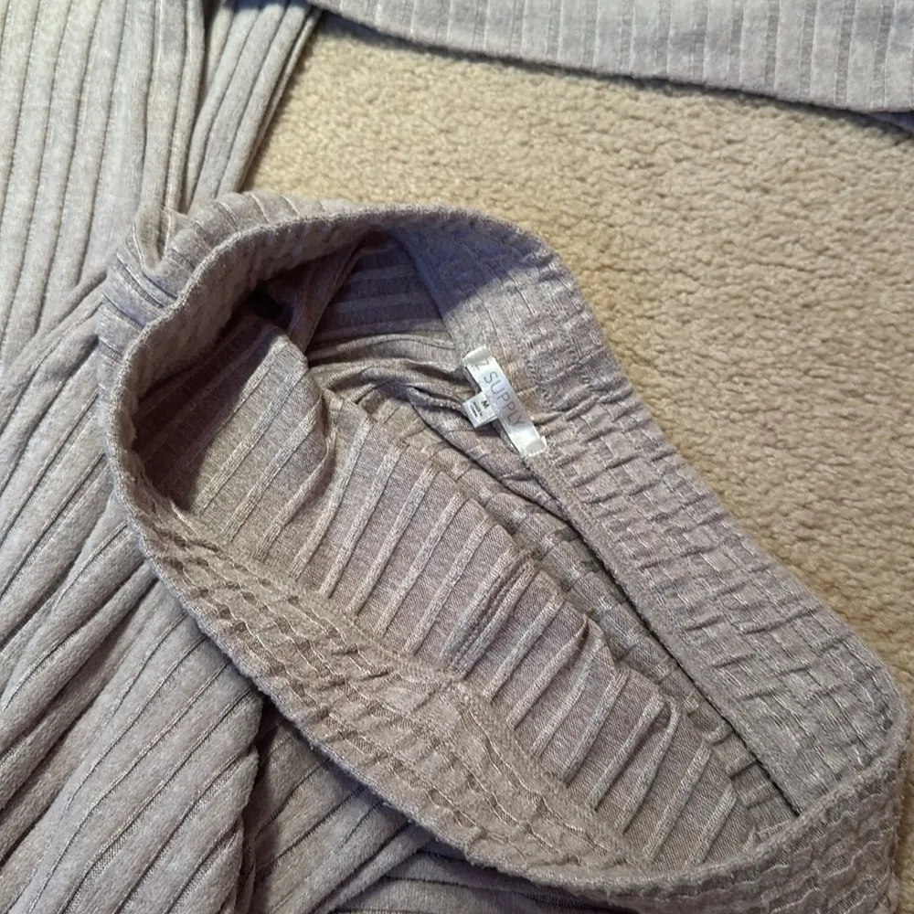 medium tank bra pant lounge set taupe Set - Image 14