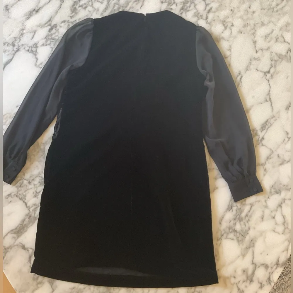 NWT JCrew Black Velvet mini dress sheer sleeves 6 tear above pocket needs repair - Image 7