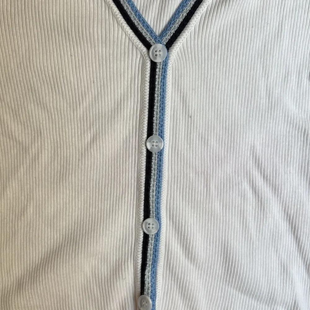 Marled Button Front Cardigan XL, White Knit Sweater with Blue Trim, Preppy - Image 5