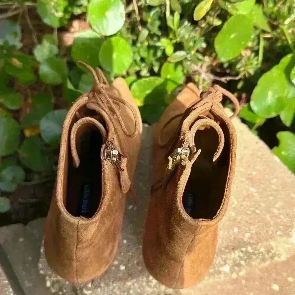 Nine West Shoes Women's 5.5 Beige Camel Tan Leather Yendira Ankle Bootie - Image 9