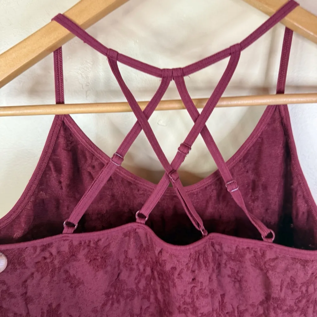 Anthropologie Textured Zene Semless Tank Strappy Top Size Small Burgundy‎ NEW - Image 4