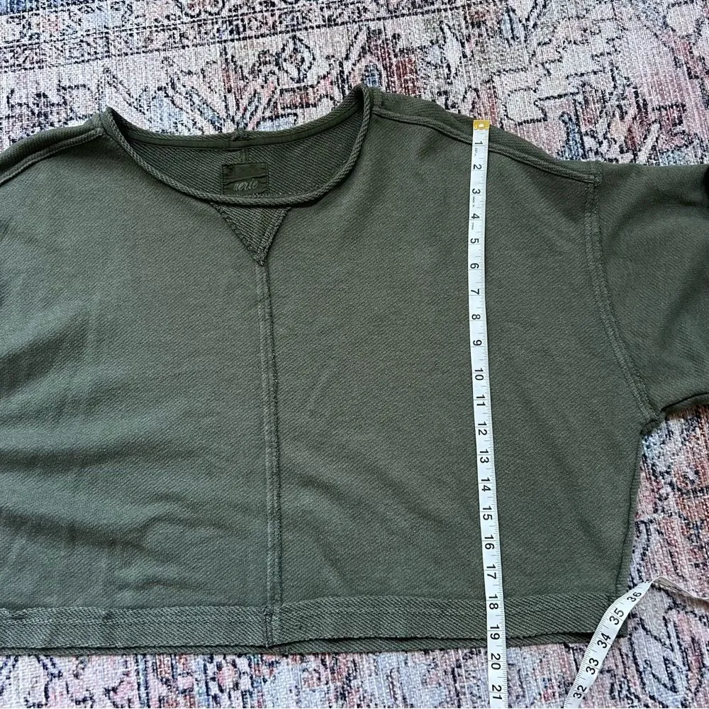 Aerie Beach Party Olive Green Cropped Crewneck Sweatshirt Size XL - Image 8