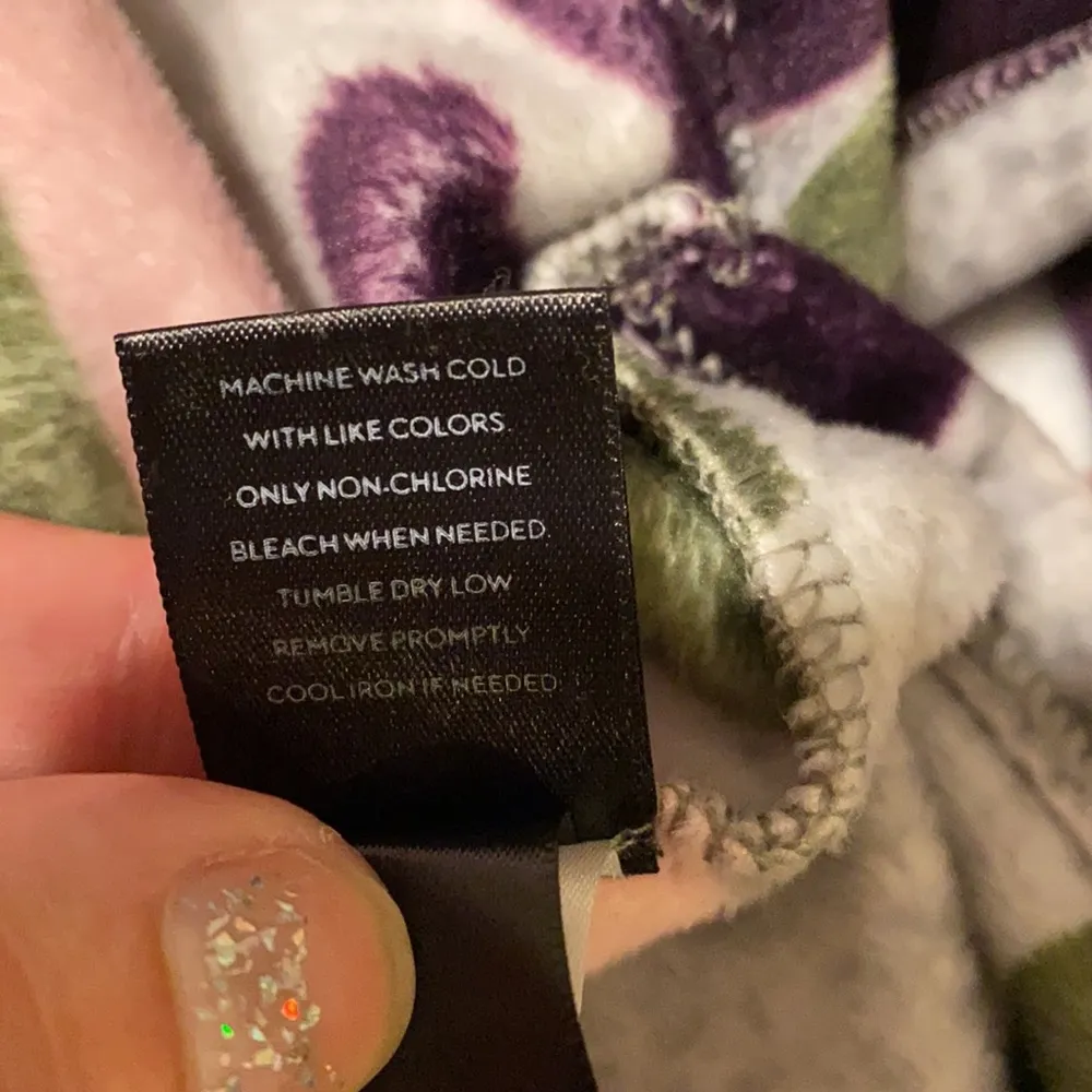 Simply Vera by Vera Wang plush camo pj hoodie - Image 6