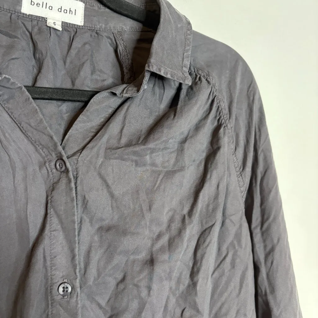 Bella Dahl charcoal grey collared button down shirt - Image 2