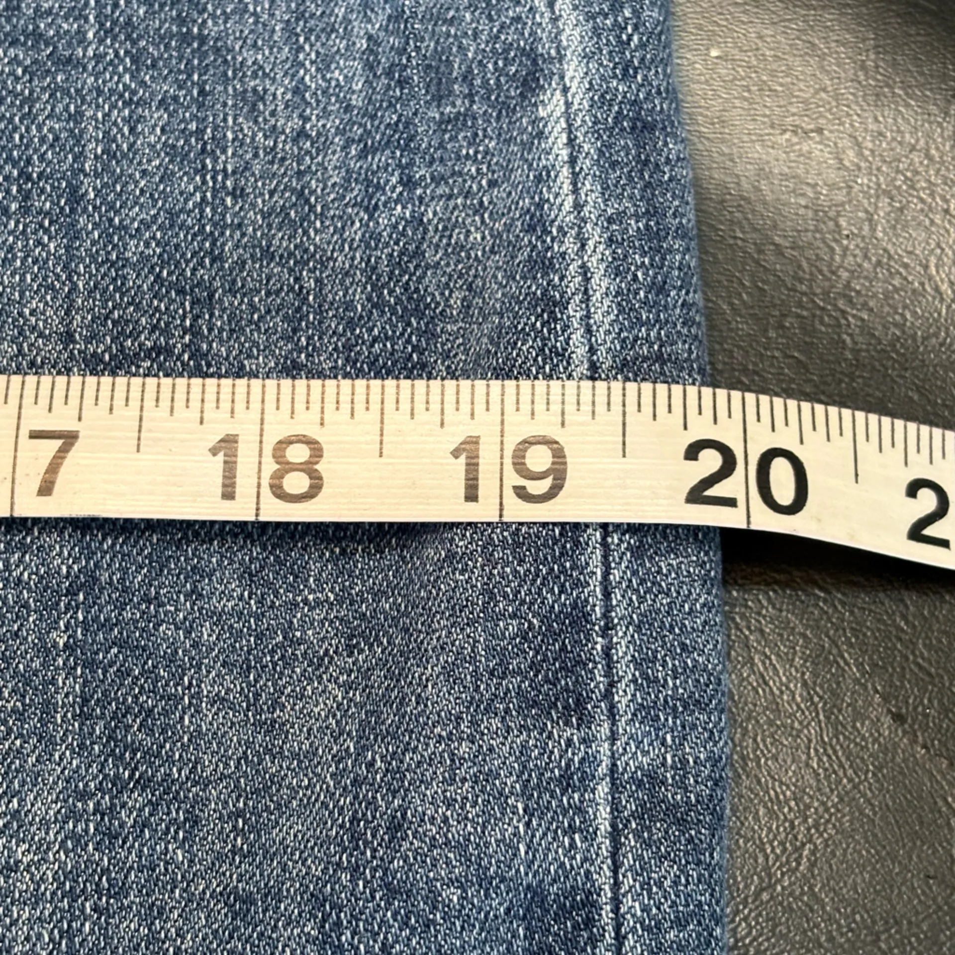 Talbots Blue Denim Skirt With Front Slit Size 6 NWT - Image 11