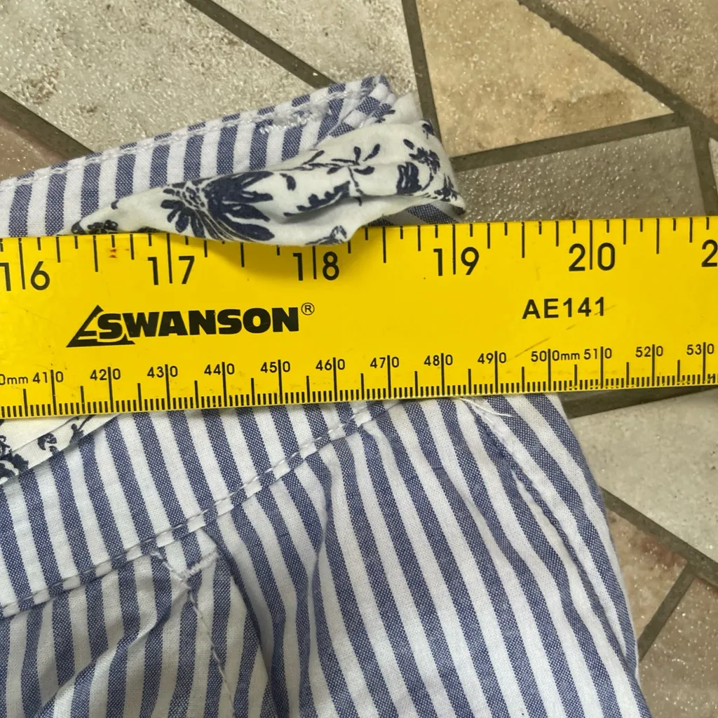 St. John's Bay Blue Striped Women's nautical lined Shorts with Floral Belt - Image 2