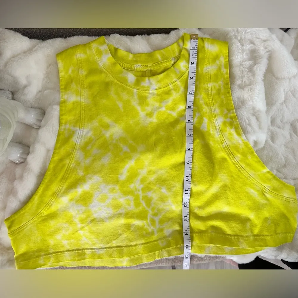 Lululemon All Yours Crop Tank - Tie Dye- Sz 6
Sold out style - Image 8