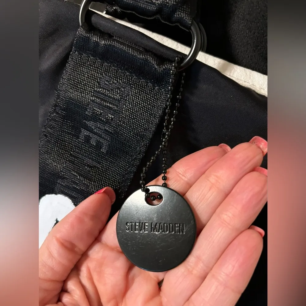 Steve Madden Large Nylon Tote Bag - Image 3