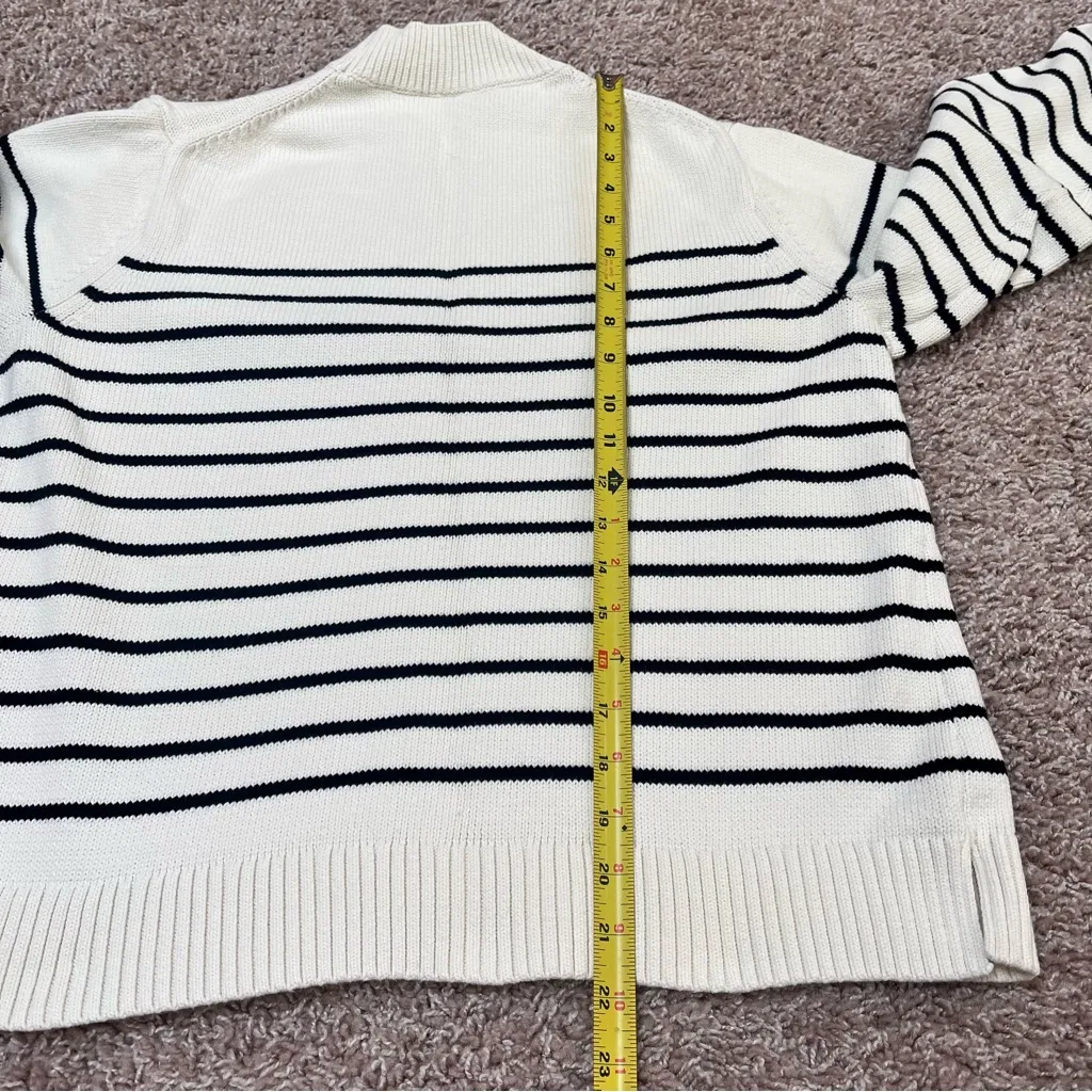 Uniqlo Striped Mock Neck Sweater - Image 9