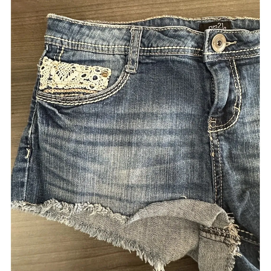 Y2K Rue21 Ultra Low Rise Denim Cut Off Jean Shorts Womens 7 Lace Detail - Image 3