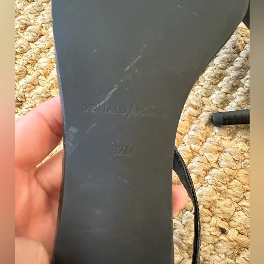 Zara Metallic Gold Sandals size 39 - Image 4