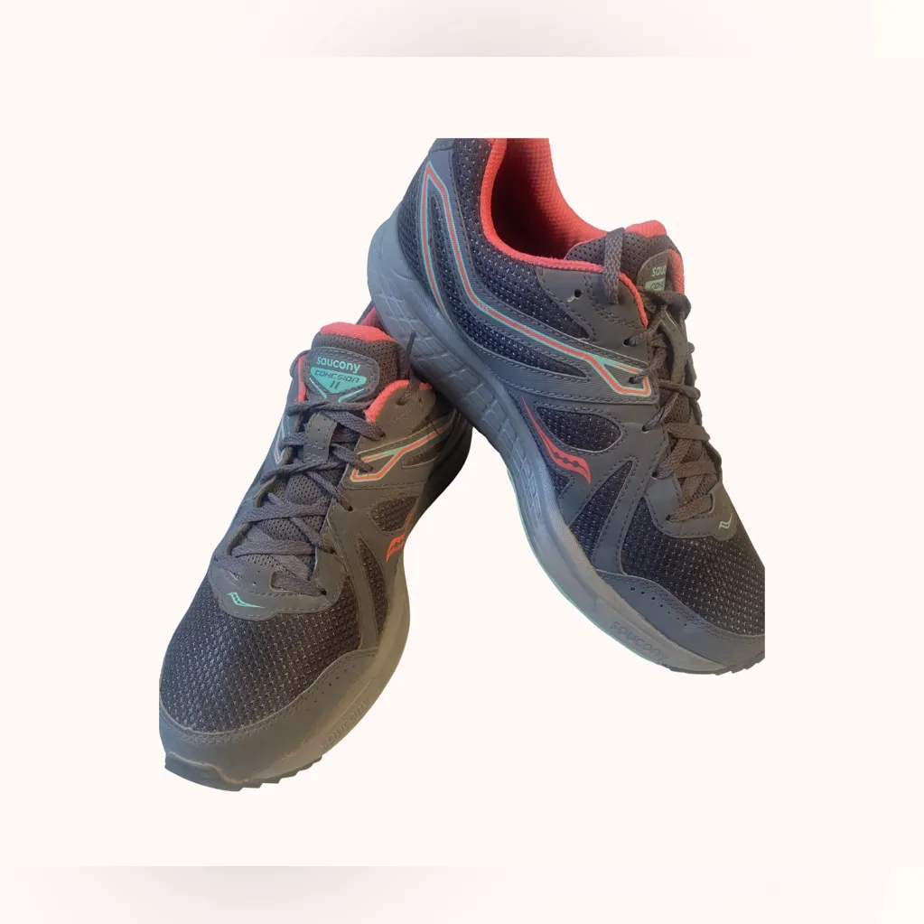 Saucony Grid Cohesion TR11 Running Shoes (size 9.5), Grey, Peach - Image 6