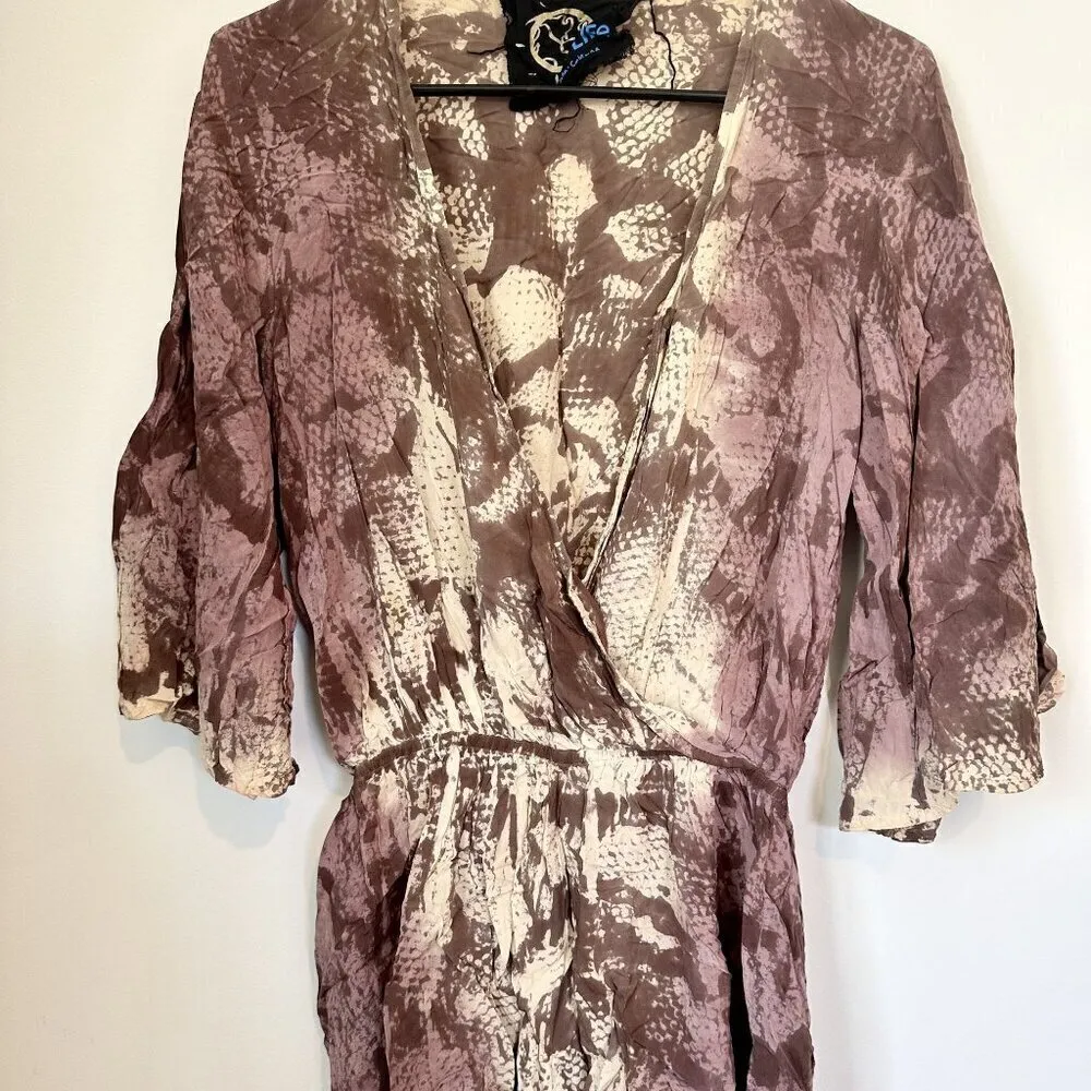 Blue Life Beachy Vacation Snakeskin Romper - Size: Small - Image 5