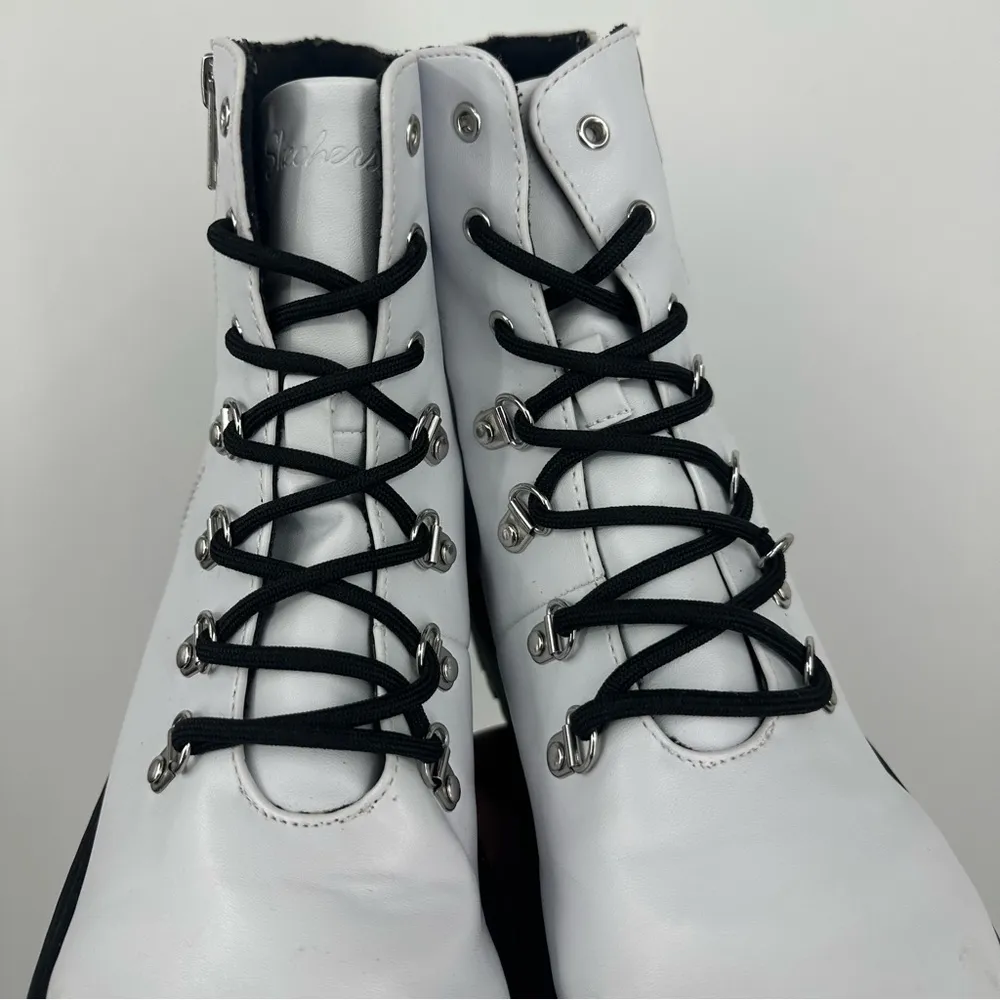 Skechers Women’s White Platform Combat Boots Size 9.5 Grunge Whimsical - Image 4