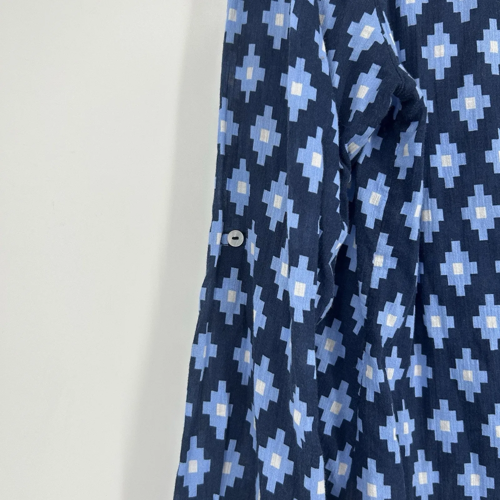 Carve Designs Organic Cotton Button Up Shirt Blue Boho Roll Tab Sleeves Size M - Image 4